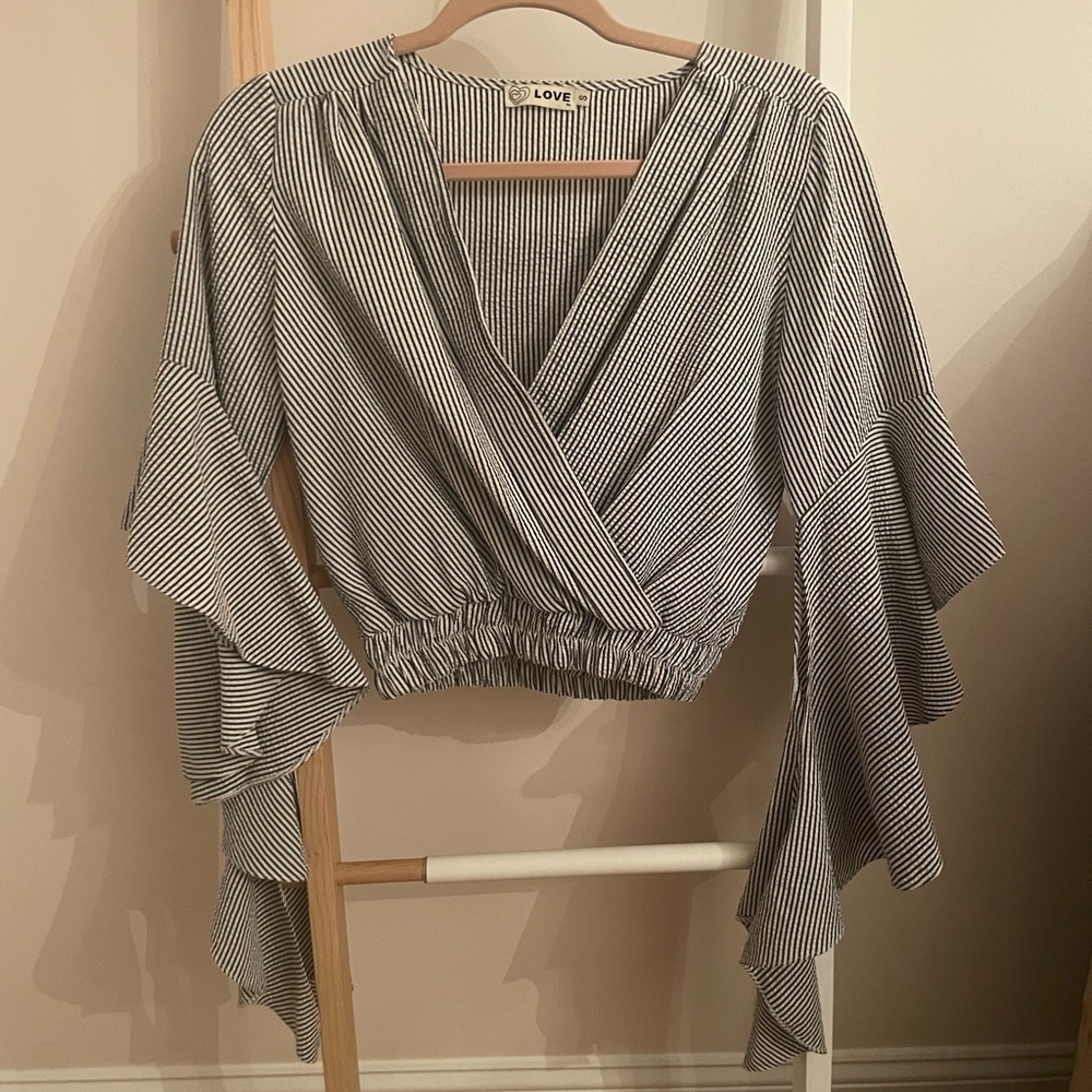 LF Top - Picture 2 of 3